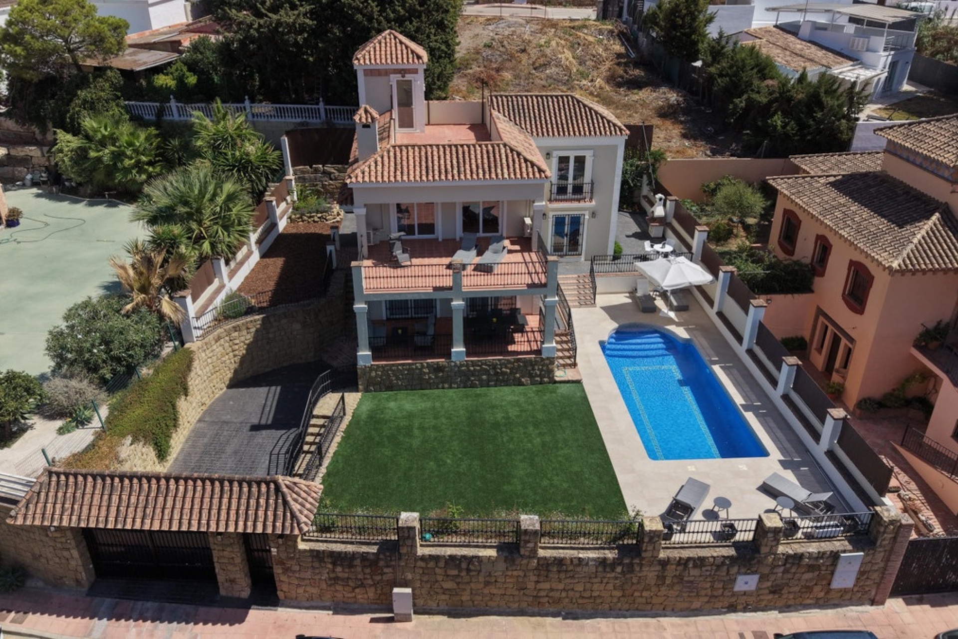 Rynek wtórny - Villa - Estepona - Valle Romano