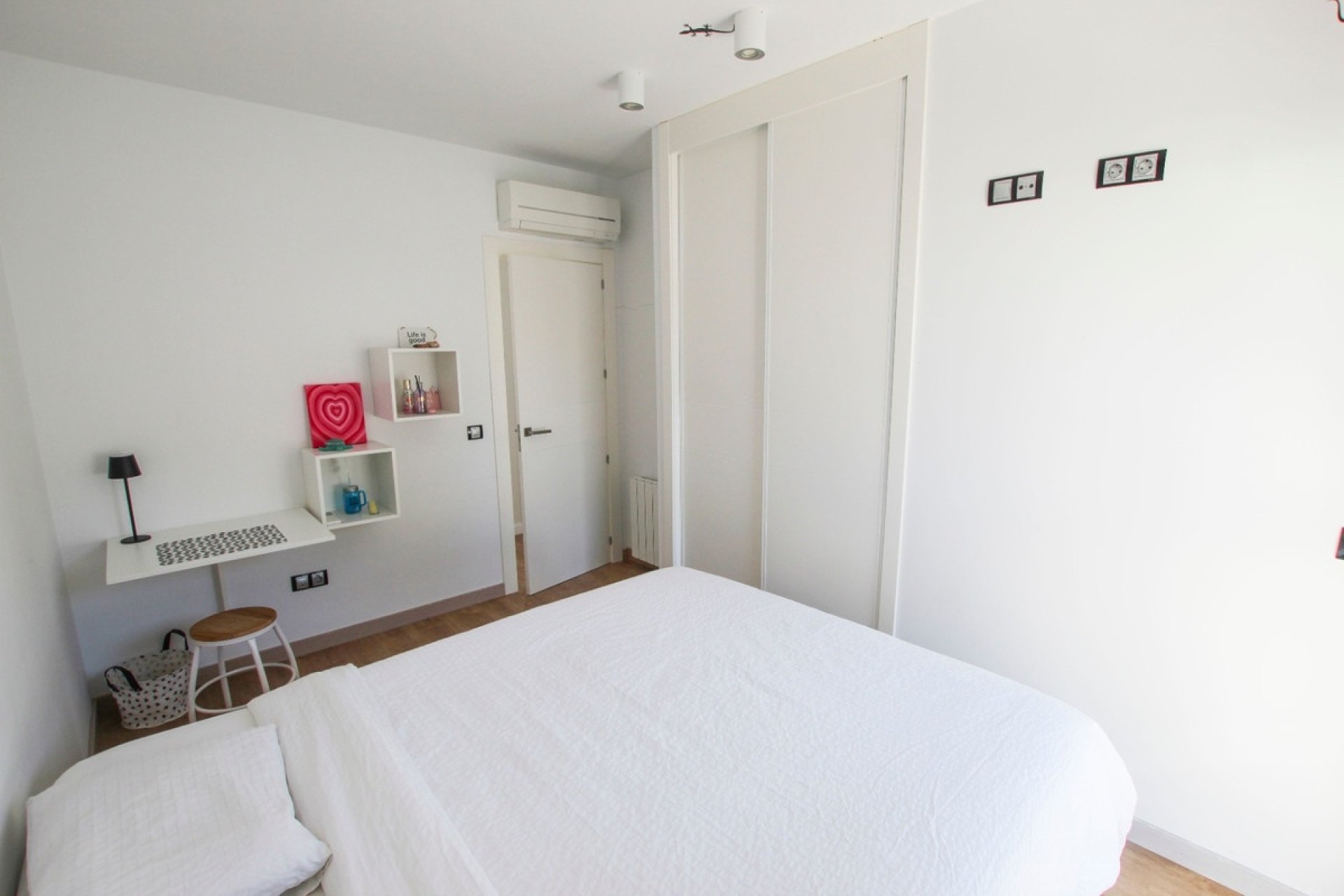 Rynek wtórny - Villa - L'Alfás del Pi - Albir