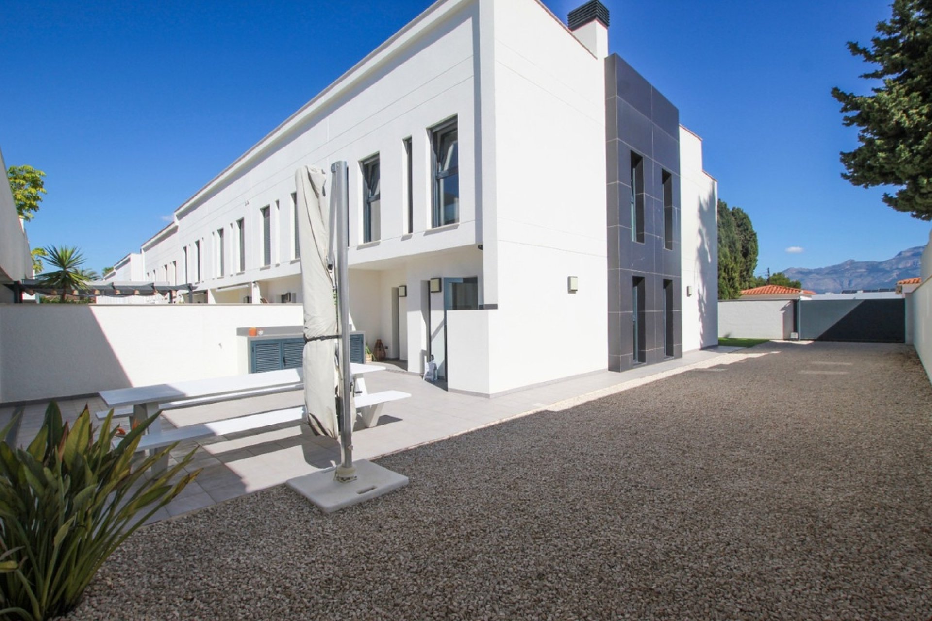 Rynek wtórny - Villa - L'Alfás del Pi - Albir