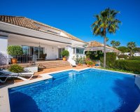 Rynek wtórny - Villa - Marbella - Aloha