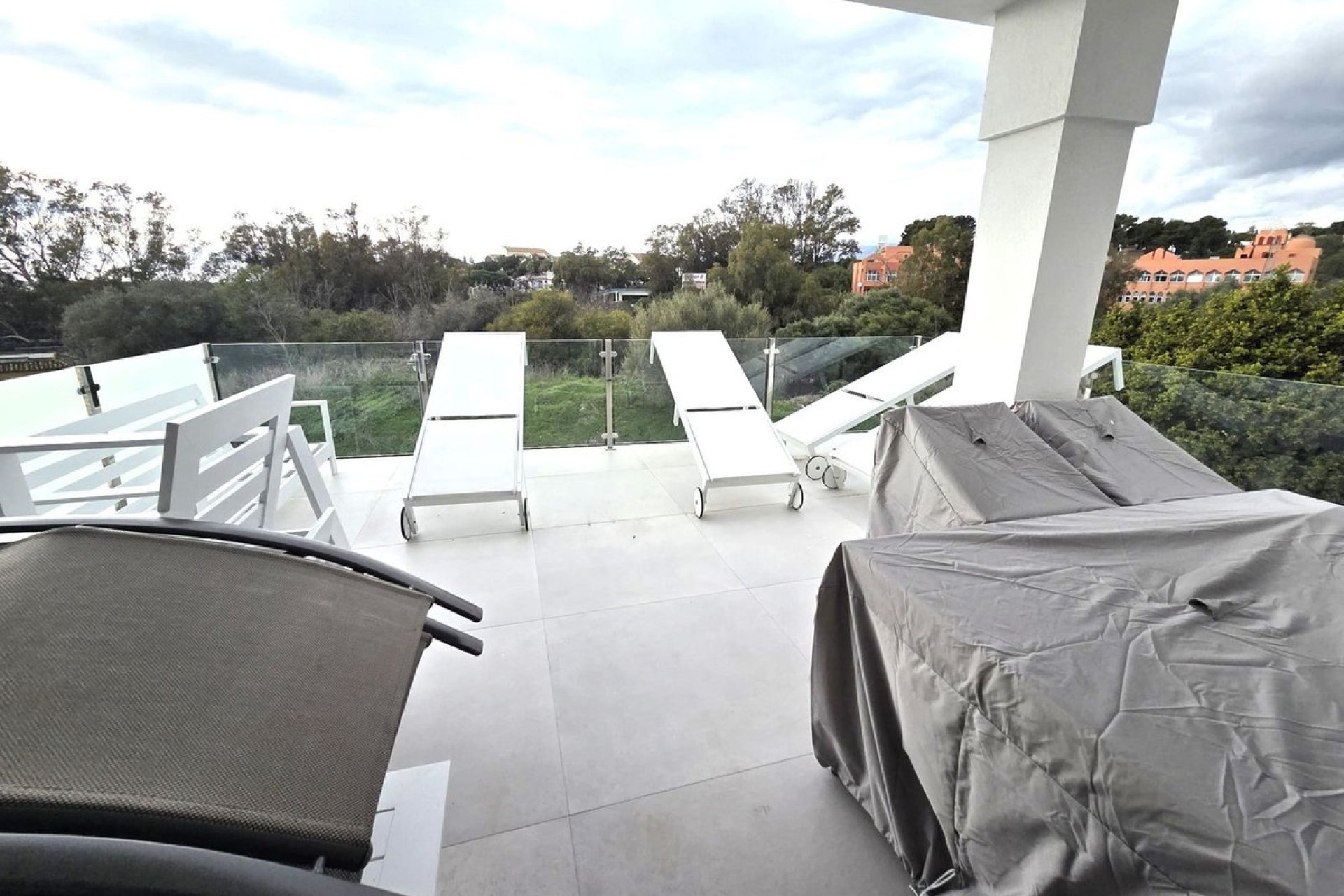 Rynek wtórny - Villa - Marbella - Artola