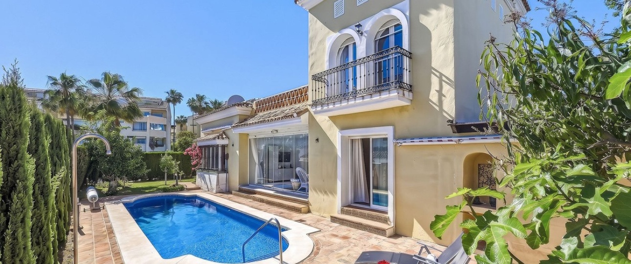 Rynek wtórny - Villa - Marbella - Bahía de Marbella