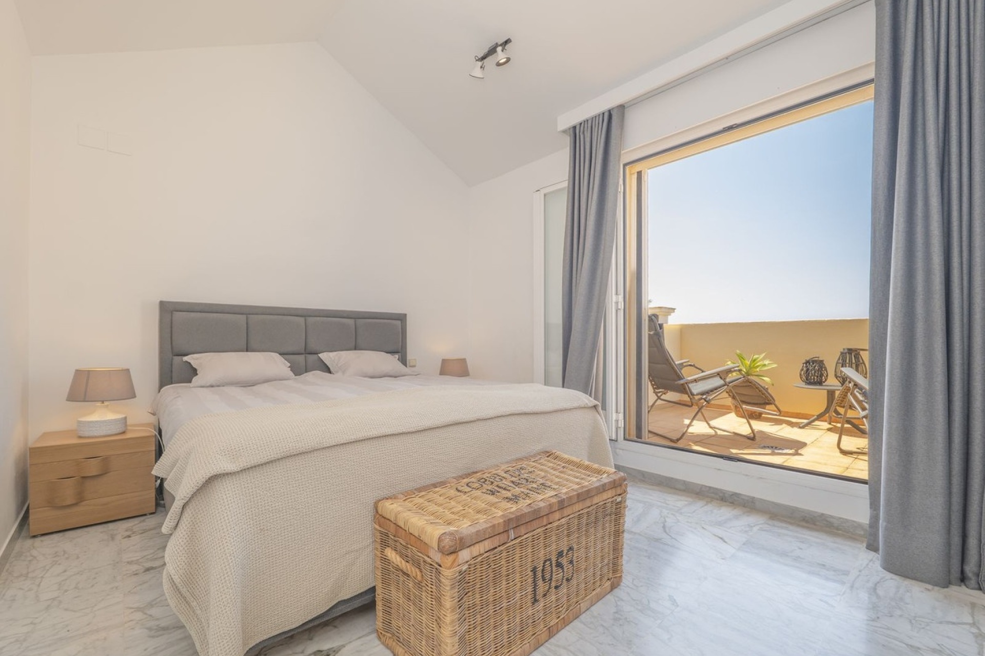 Rynek wtórny - Villa - Marbella - Bahía de Marbella