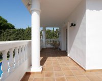Rynek wtórny - Villa - Marbella - Cabopino