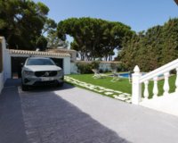 Rynek wtórny - Villa - Marbella - Cabopino