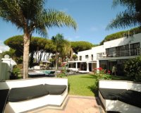 Rynek wtórny - Villa - Marbella - Cabopino