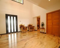 Rynek wtórny - Villa - Marbella - Cabopino
