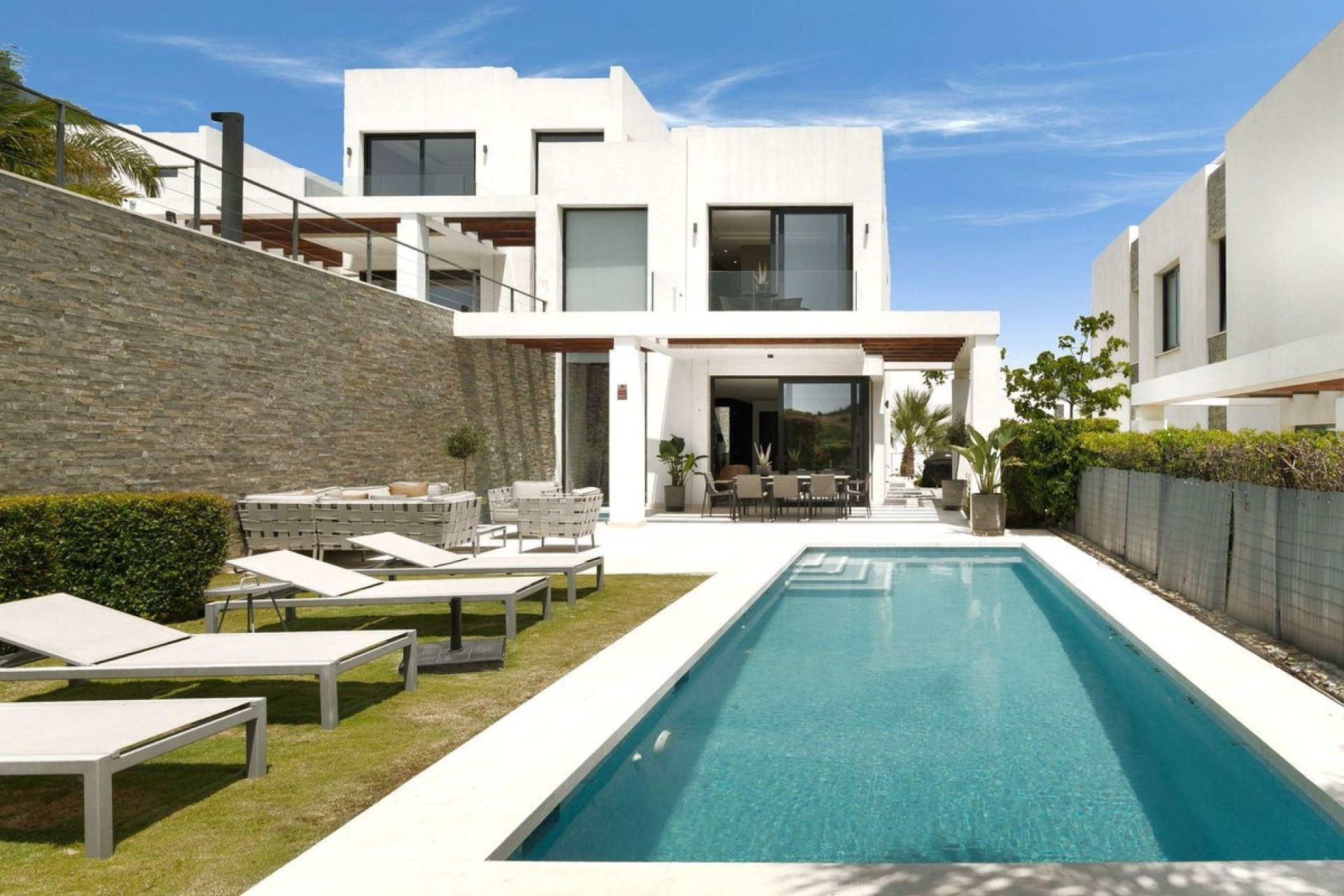 Rynek wtórny - Villa - Marbella - Cabopino