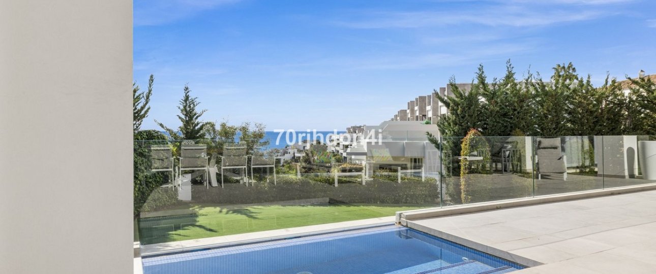 Rynek wtórny - Villa - Marbella - Cabopino