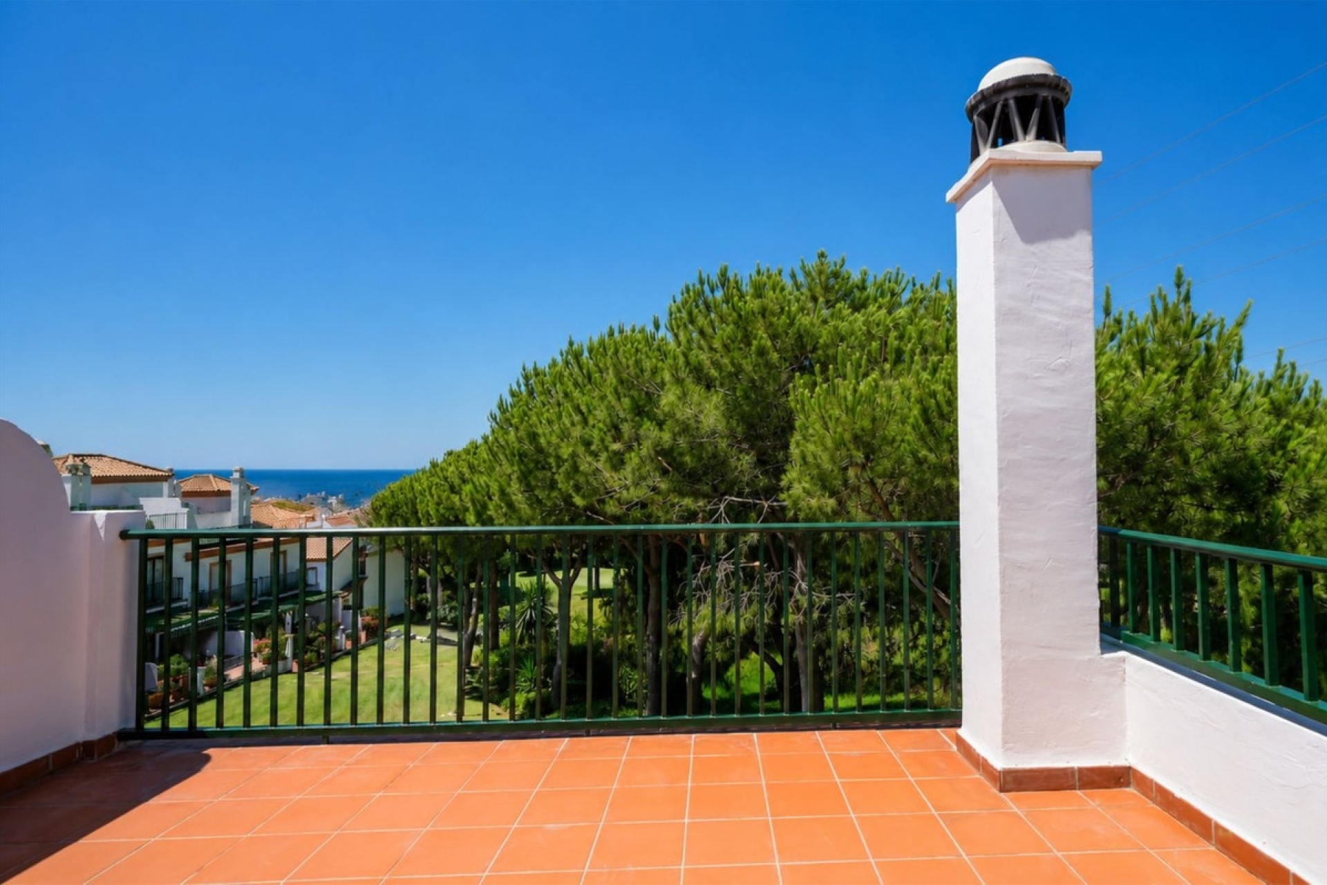 Rynek wtórny - Villa - Marbella - Cabopino