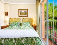 Rynek wtórny - Villa - Marbella - Cabopino