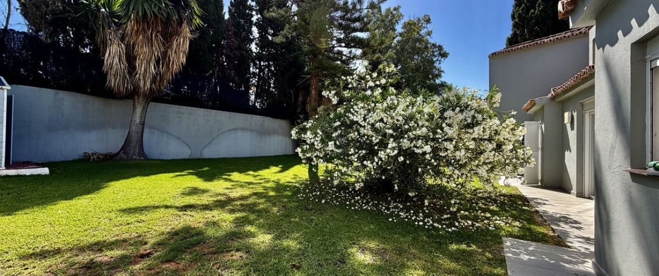 Rynek wtórny - Villa - Marbella - Cabopino