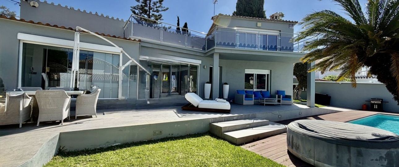 Rynek wtórny - Villa - Marbella - Cabopino
