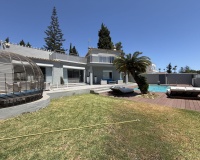 Rynek wtórny - Villa - Marbella - Cabopino