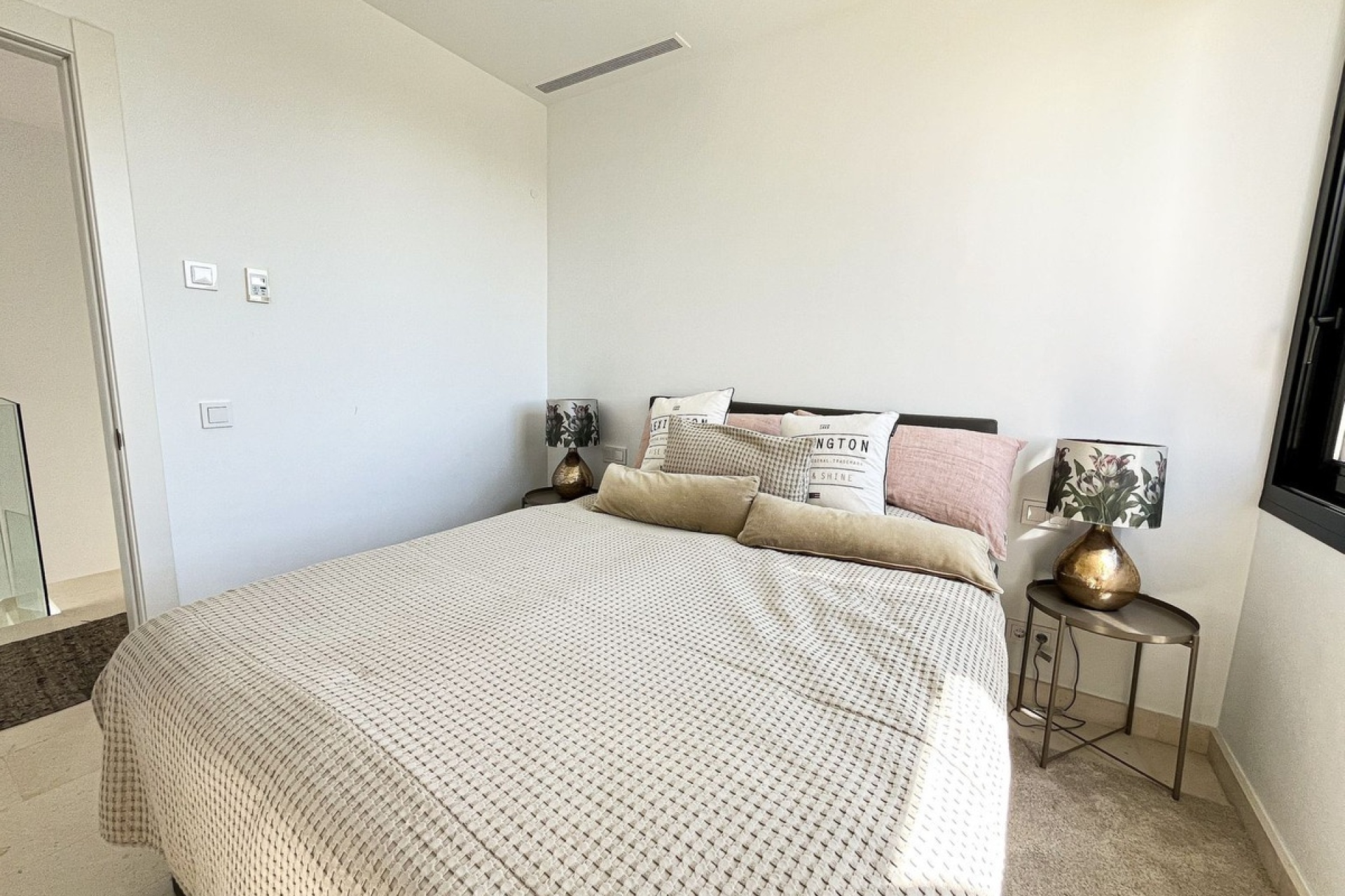 Rynek wtórny - Villa - Marbella - Cabopino