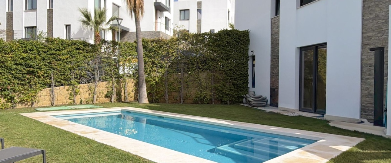 Rynek wtórny - Villa - Marbella - Cabopino