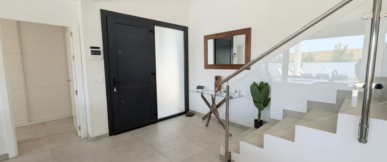 Rynek wtórny - Villa - Marbella - Cabopino