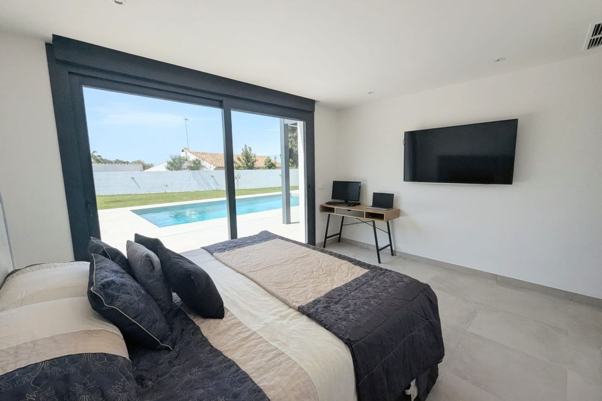 Rynek wtórny - Villa - Marbella - Cabopino