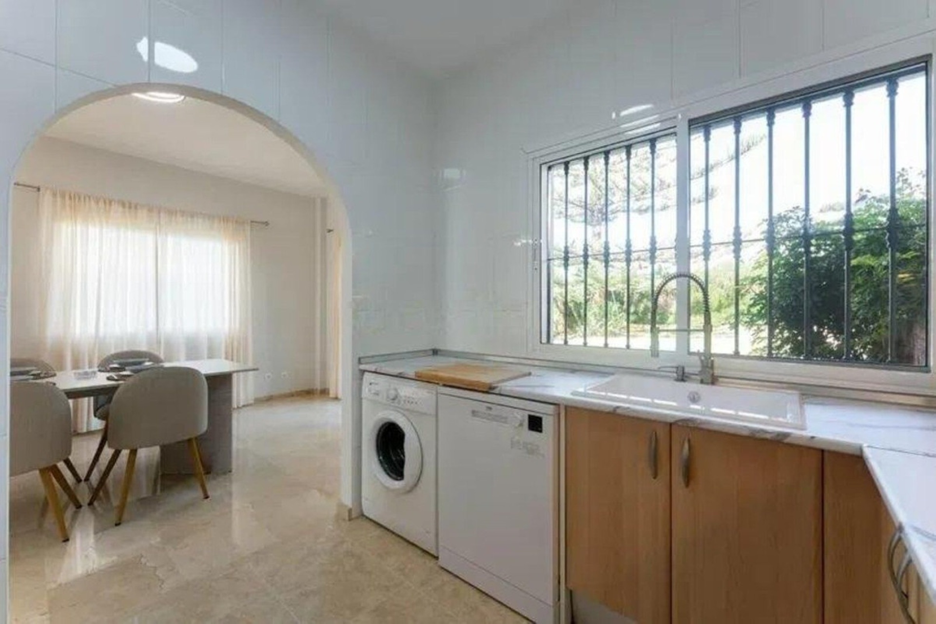 Rynek wtórny - Villa - Marbella - Cabopino