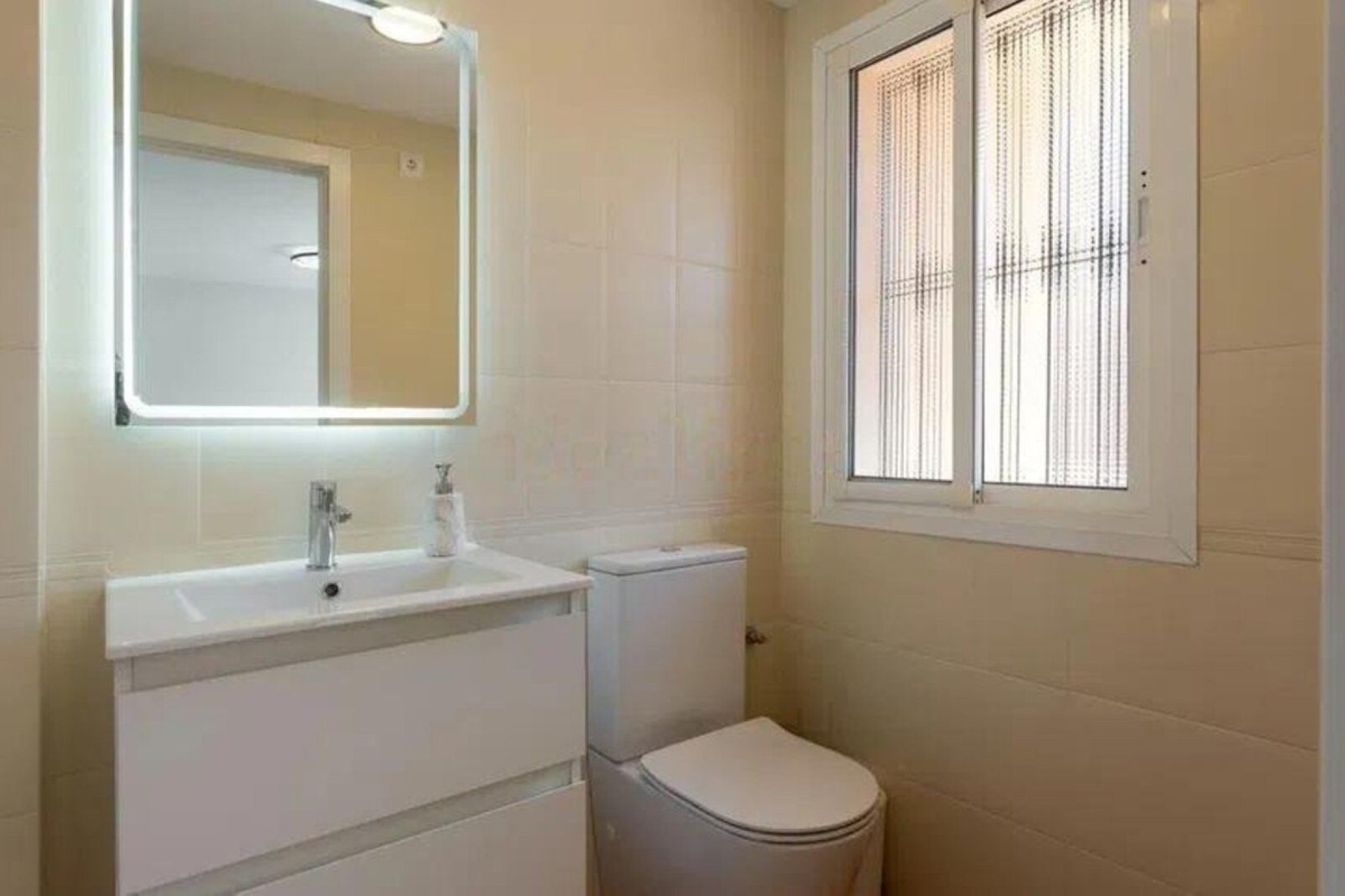 Rynek wtórny - Villa - Marbella - Cabopino