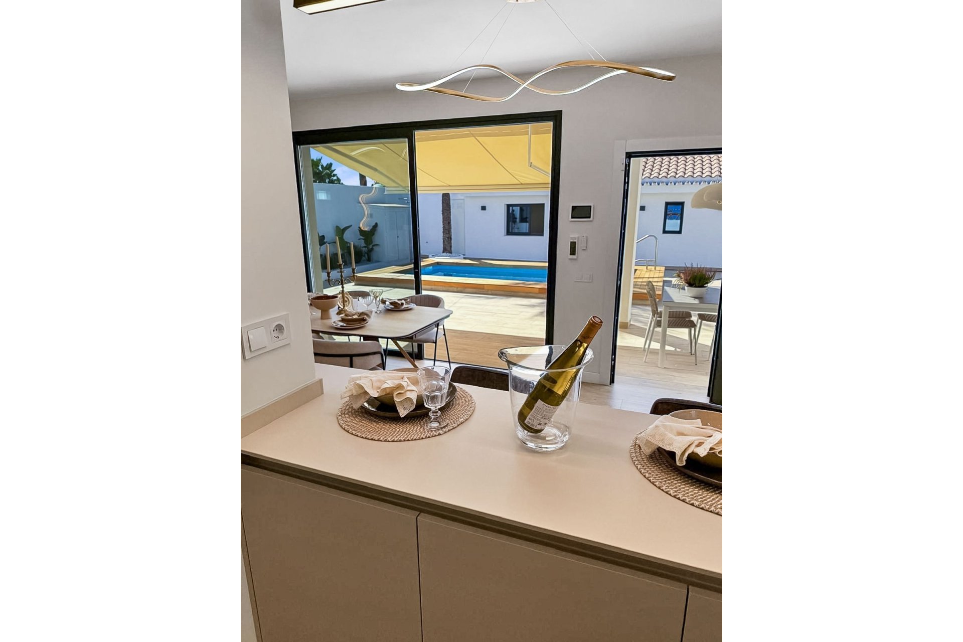 Rynek wtórny - Villa - Marbella - Costabella