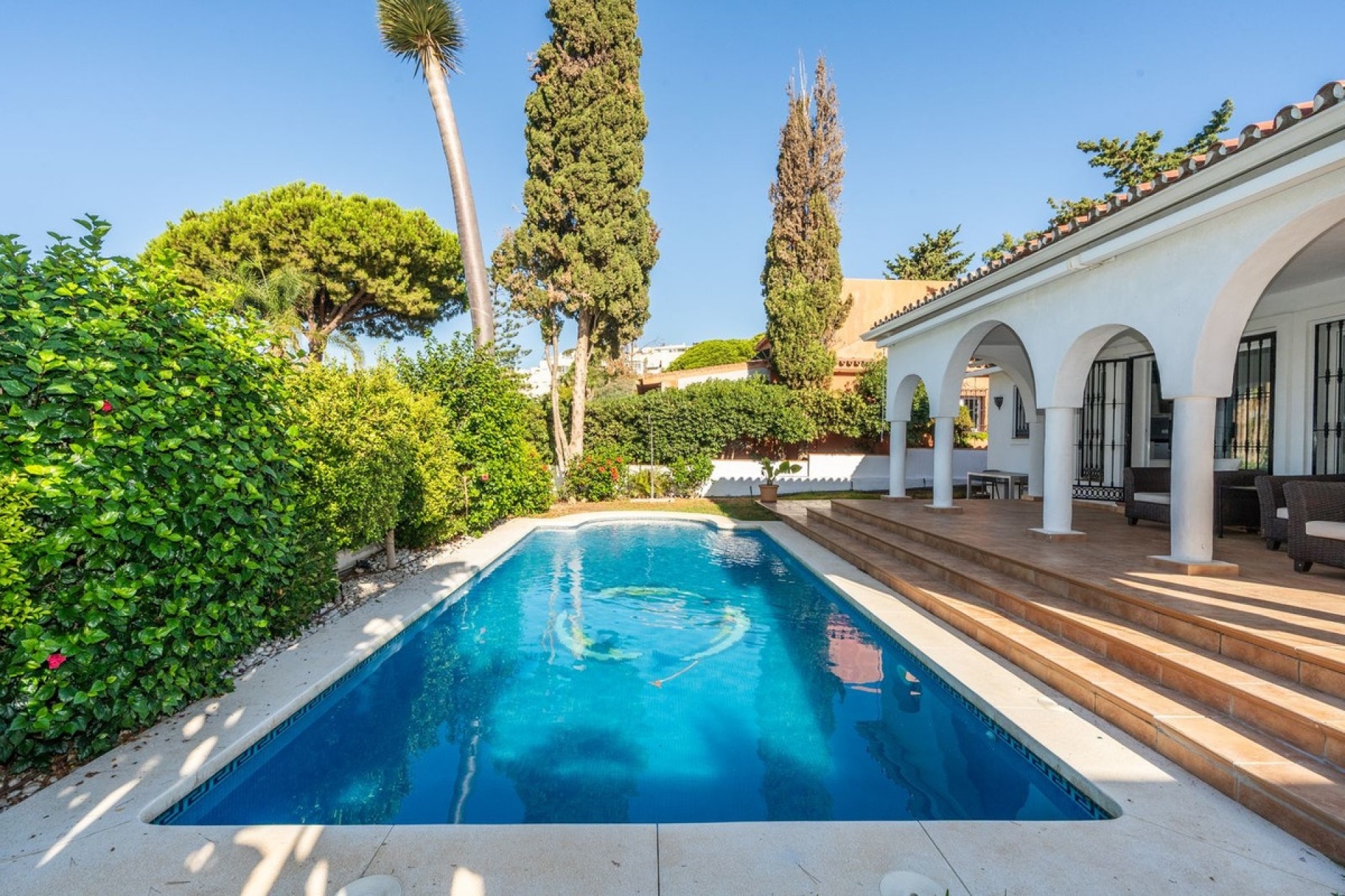 Rynek wtórny - Villa - Marbella - Costabella
