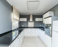 Rynek wtórny - Villa - Marbella - Costabella