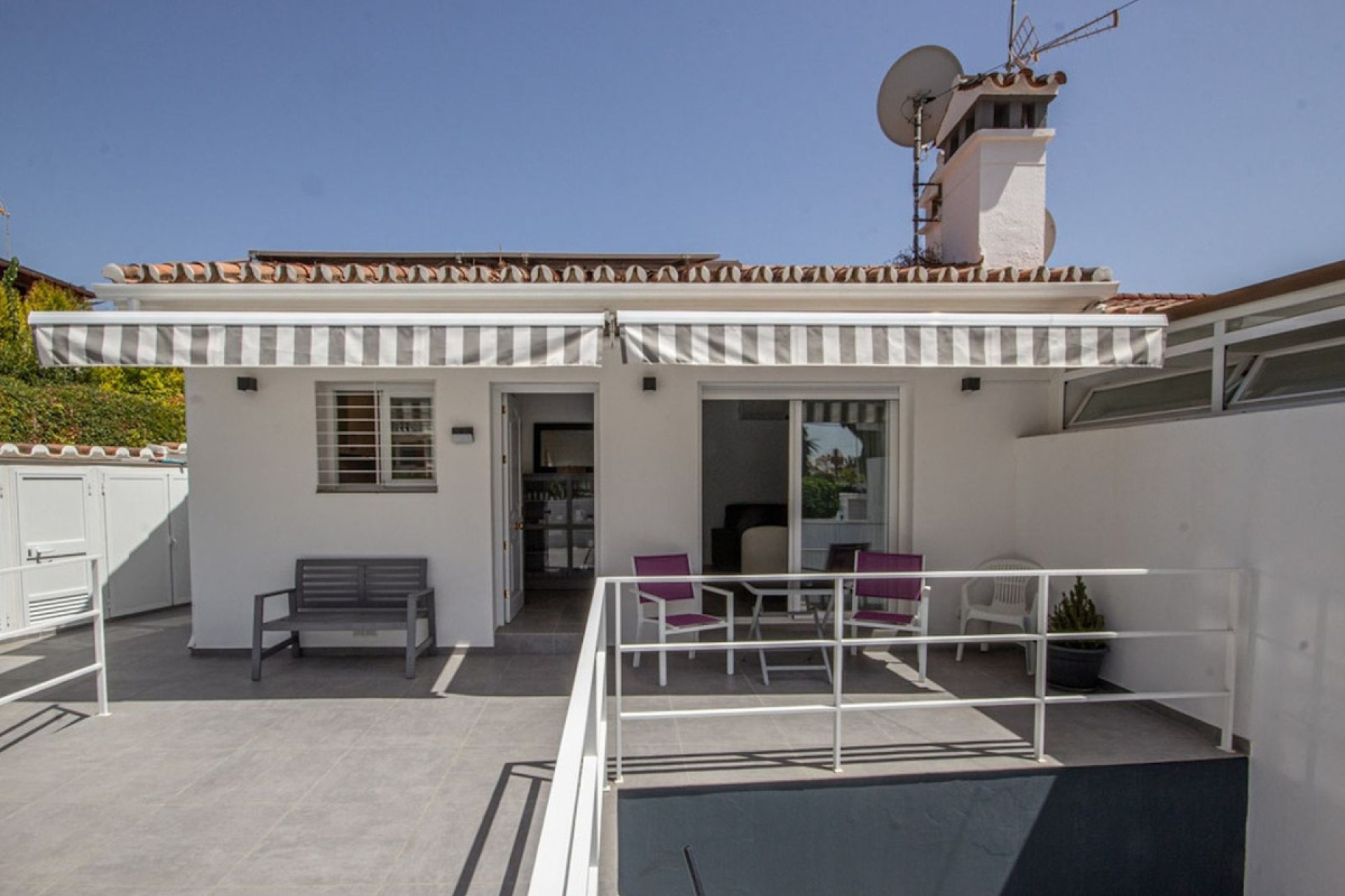 Rynek wtórny - Villa - Marbella - Costabella