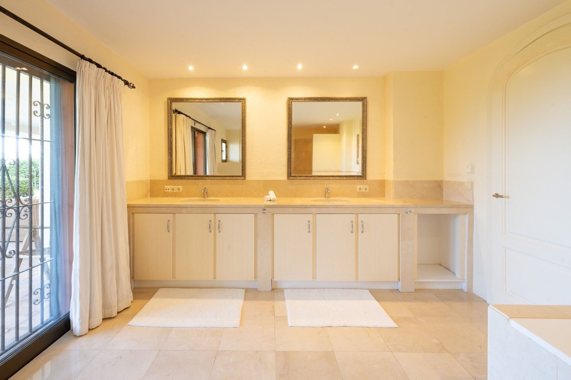 Rynek wtórny - Villa - Marbella - El Rosario