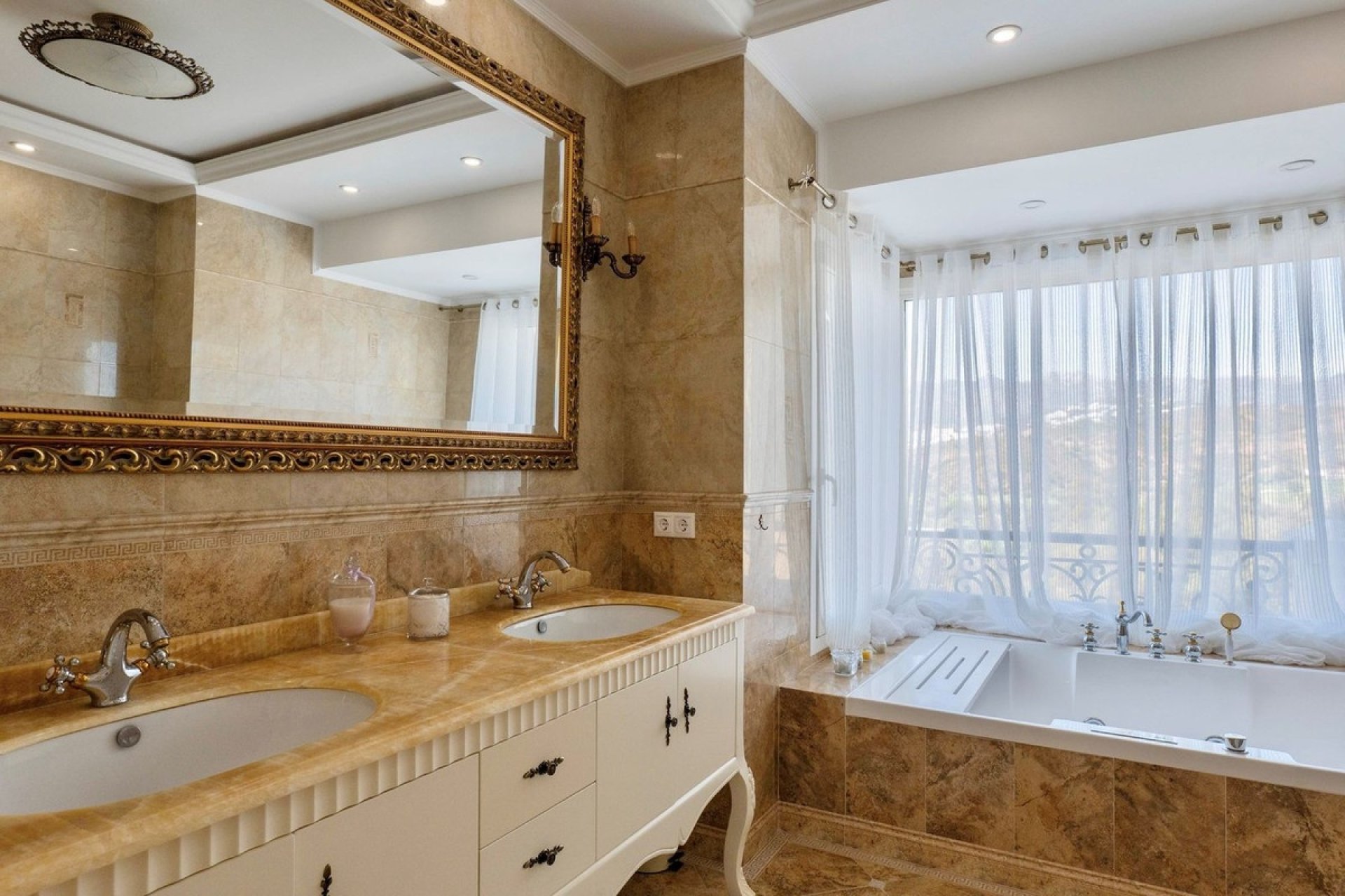 Rynek wtórny - Villa - Marbella - El Rosario