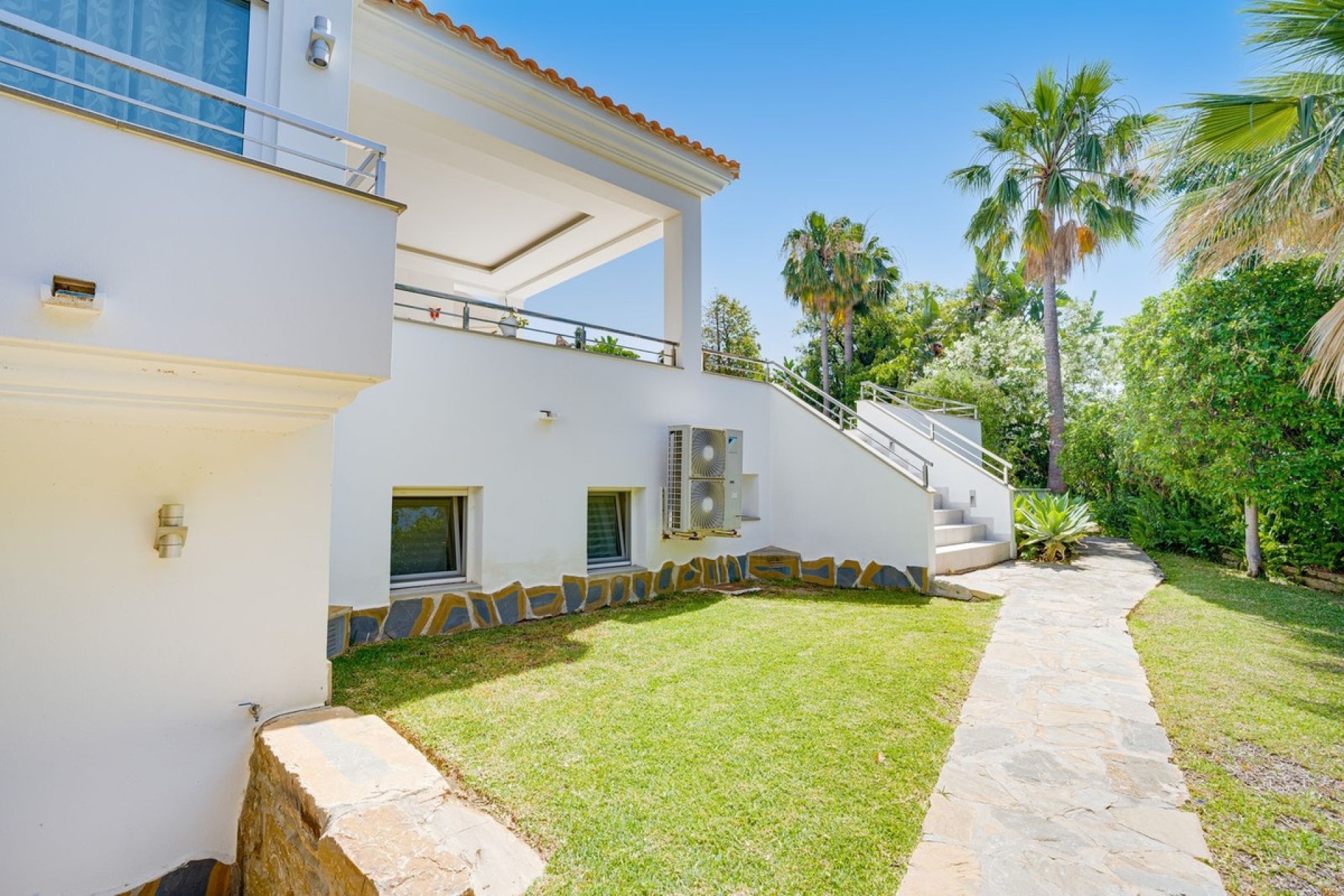 Rynek wtórny - Villa - Marbella - El Rosario