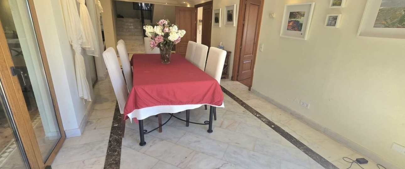 Rynek wtórny - Villa - Marbella - El Rosario