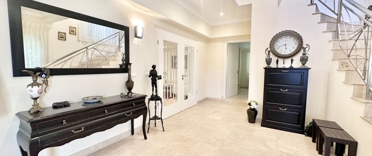 Rynek wtórny - Villa - Marbella - El Rosario