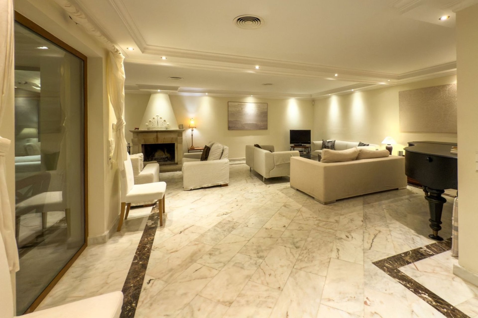 Rynek wtórny - Villa - Marbella - El Rosario