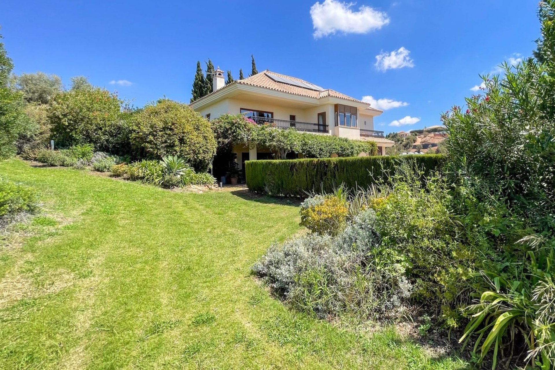 Rynek wtórny - Villa - Marbella - El Rosario