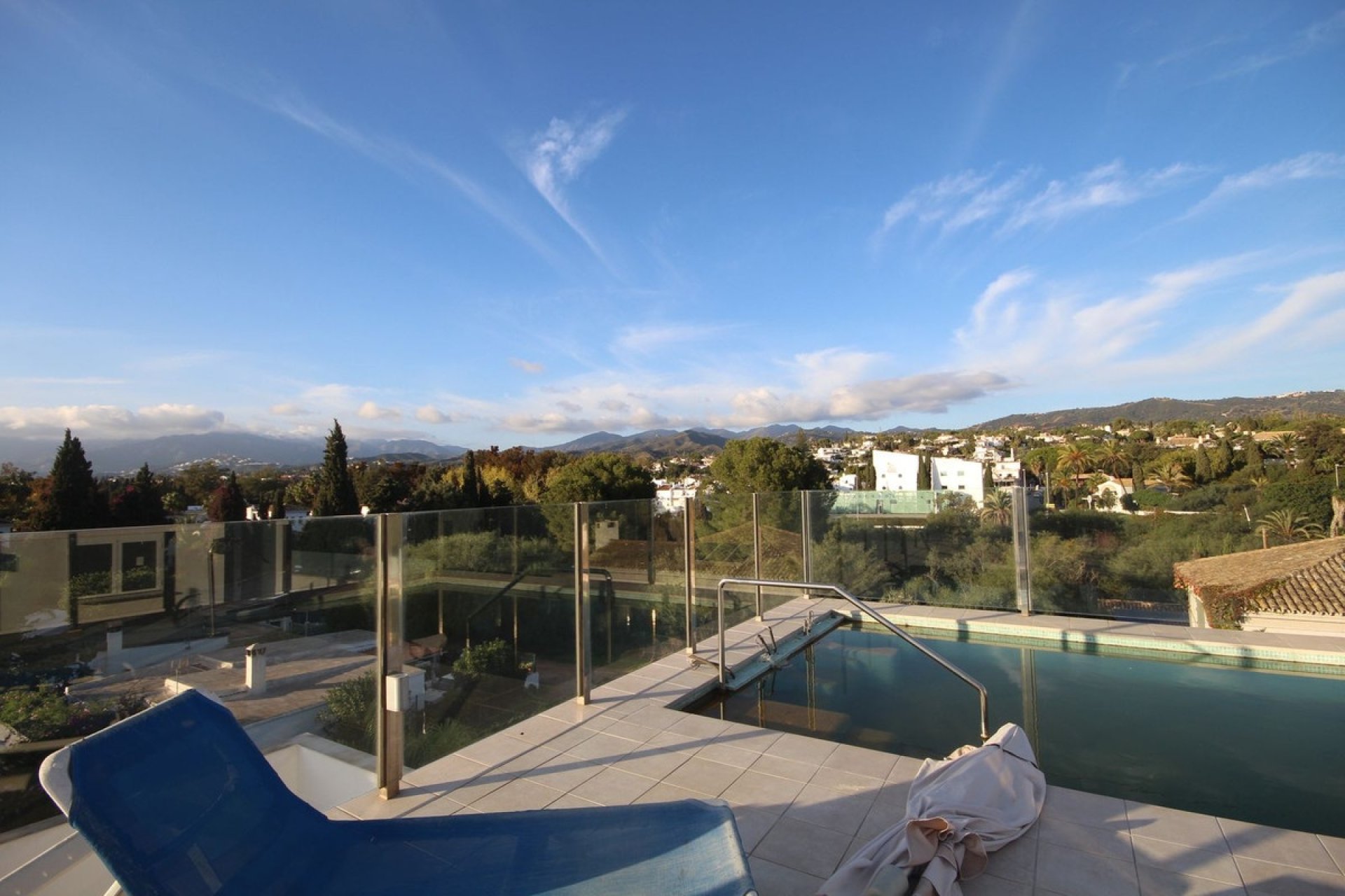 Rynek wtórny - Villa - Marbella - Elviria