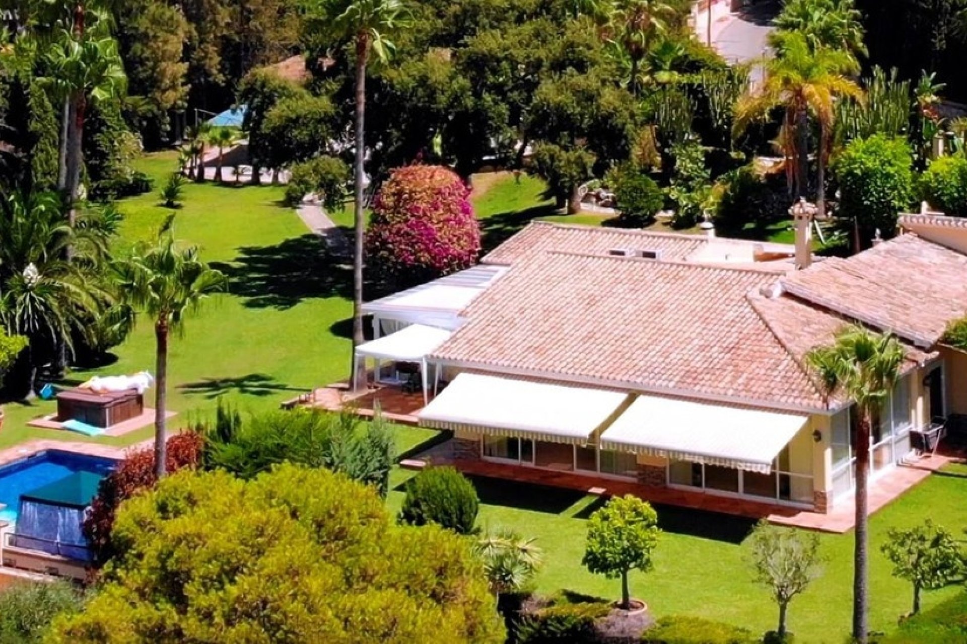 Rynek wtórny - Villa - Marbella - Elviria