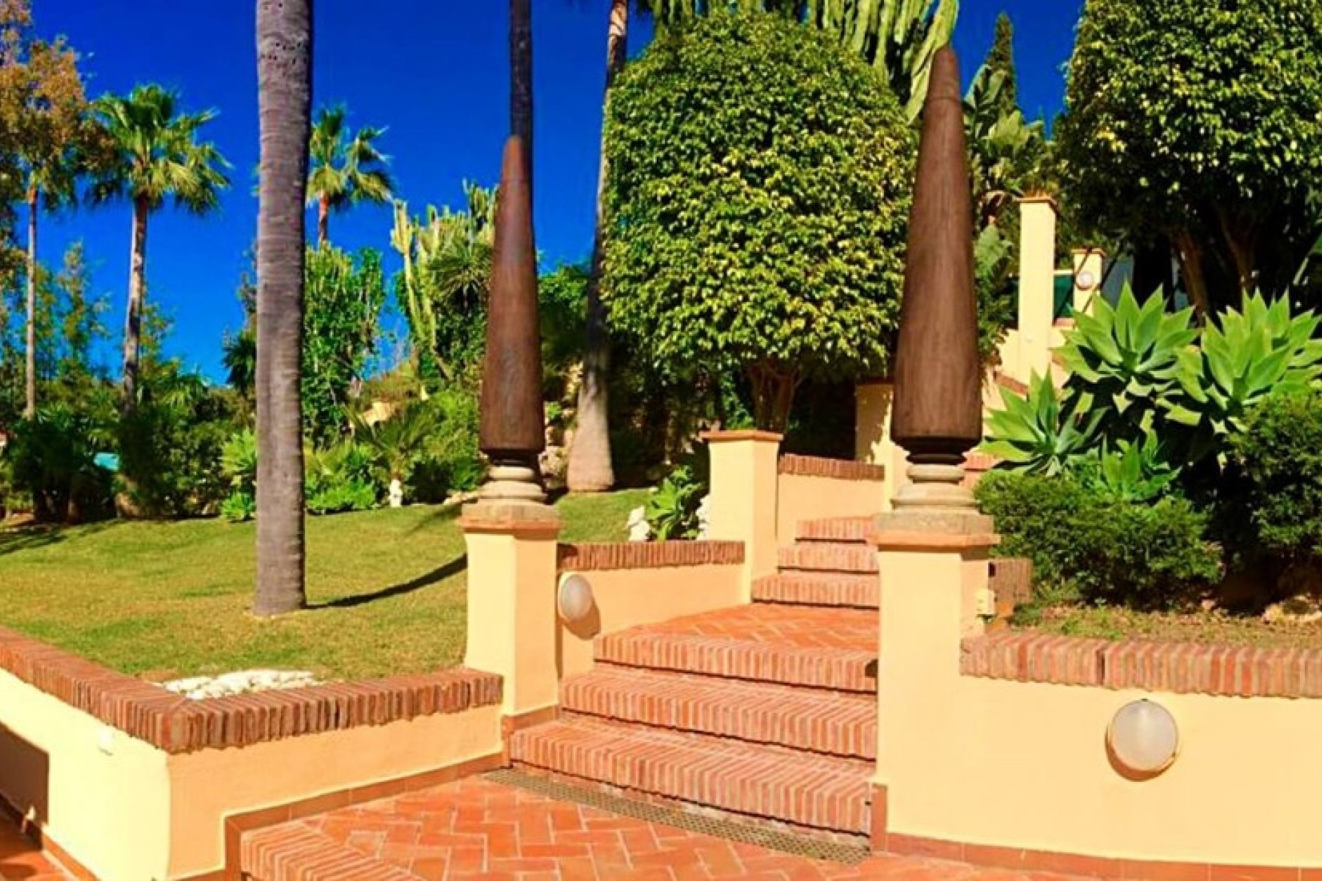 Rynek wtórny - Villa - Marbella - Elviria