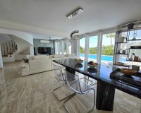 Rynek wtórny - Villa - Marbella - Elviria