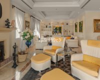 Rynek wtórny - Villa - Marbella - Elviria