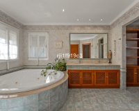 Rynek wtórny - Villa - Marbella - Elviria