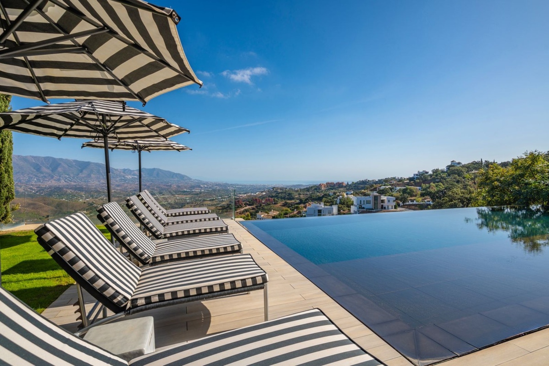 Rynek wtórny - Villa - Marbella - Elviria
