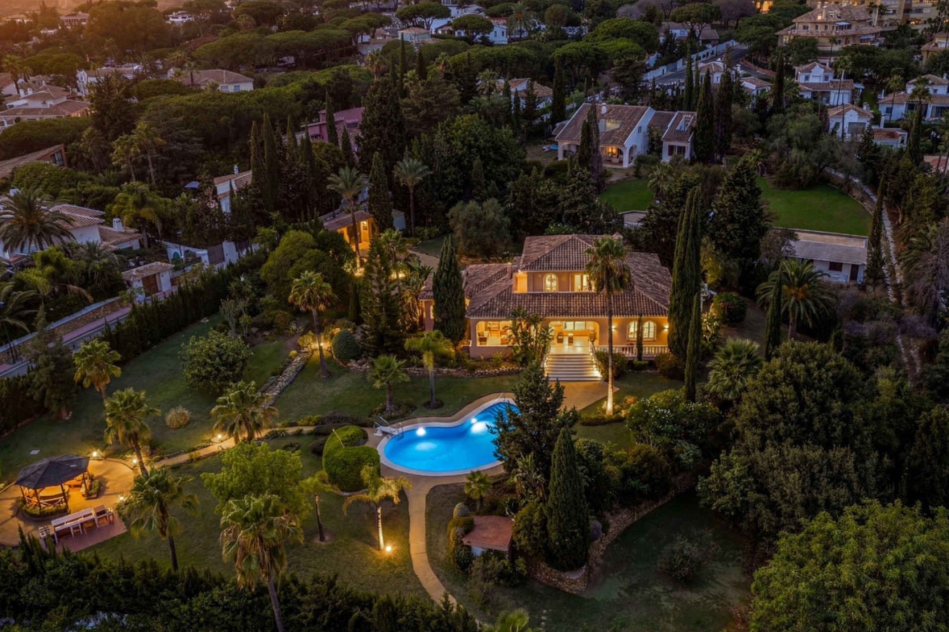 Rynek wtórny - Villa - Marbella - Elviria