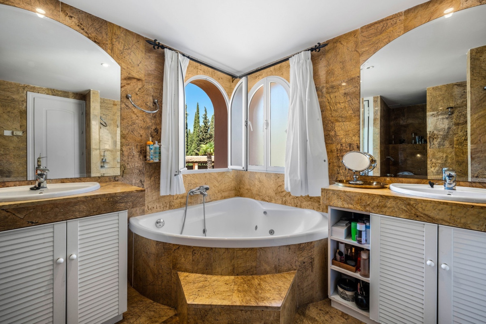 Rynek wtórny - Villa - Marbella - Elviria