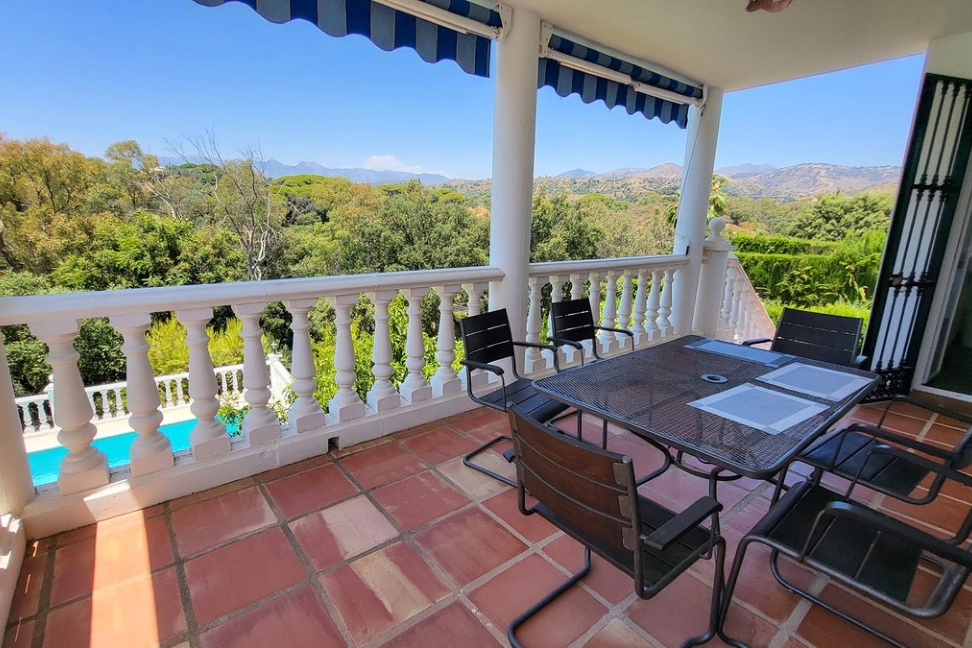 Rynek wtórny - Villa - Marbella - Elviria