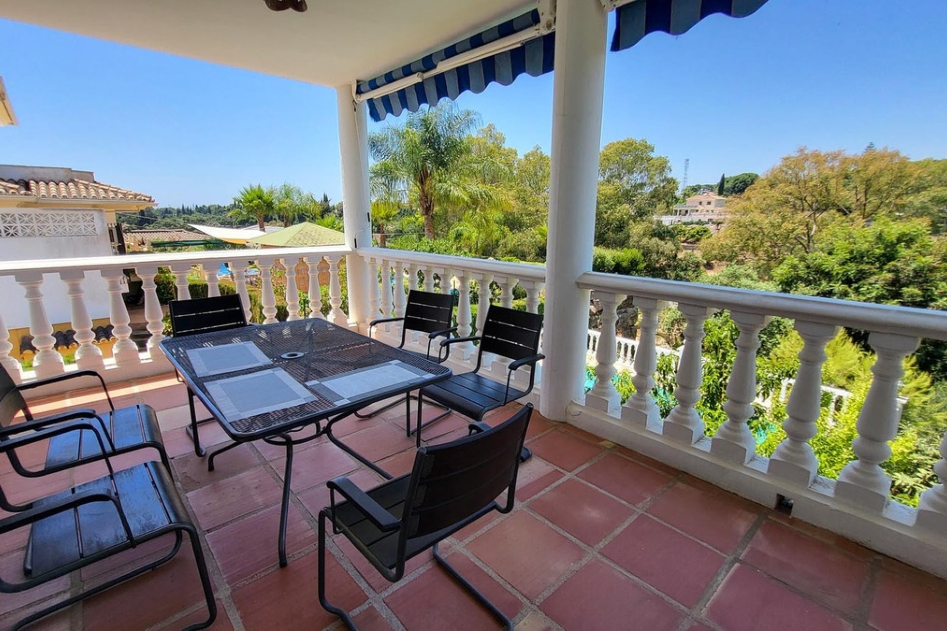 Rynek wtórny - Villa - Marbella - Elviria