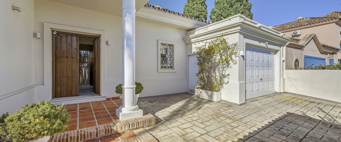 Rynek wtórny - Villa - Marbella - Guadalmina Alta