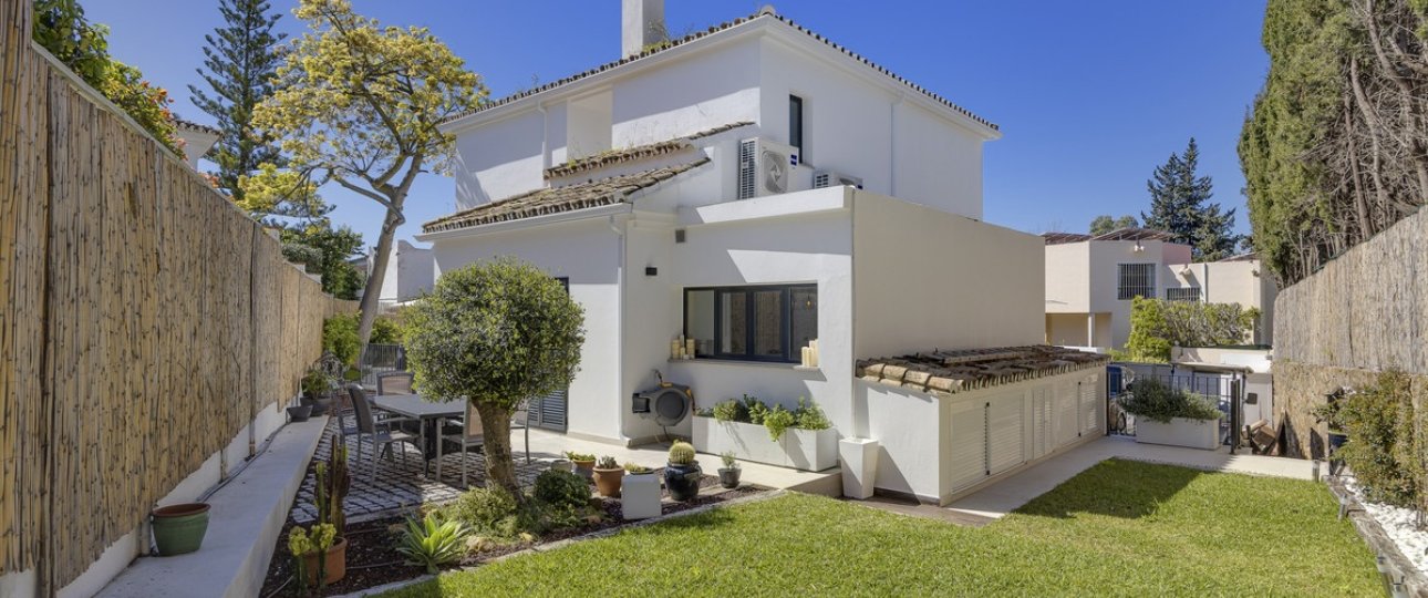 Rynek wtórny - Villa - Marbella - Guadalmina Alta