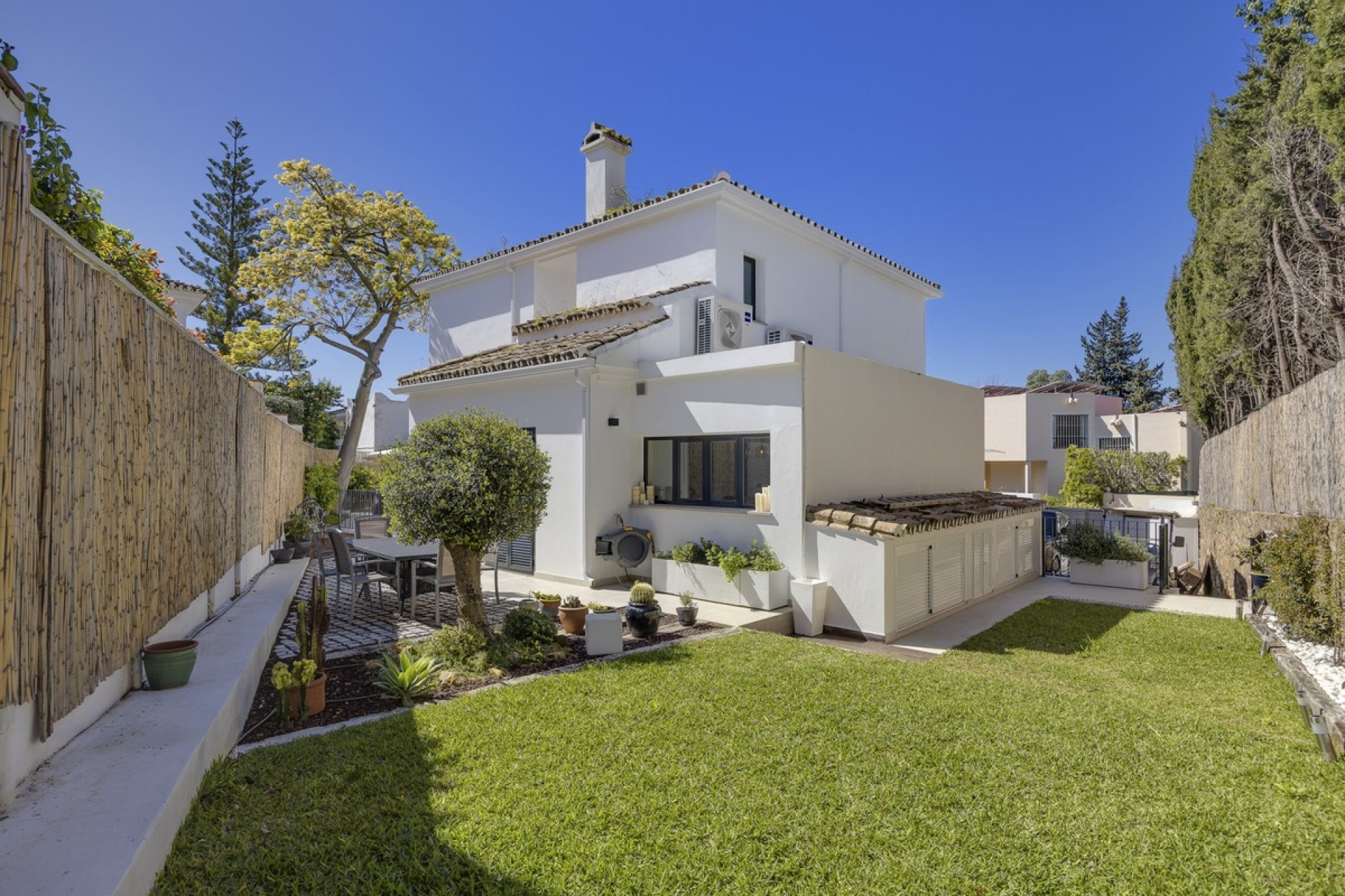 Rynek wtórny - Villa - Marbella - Guadalmina Alta