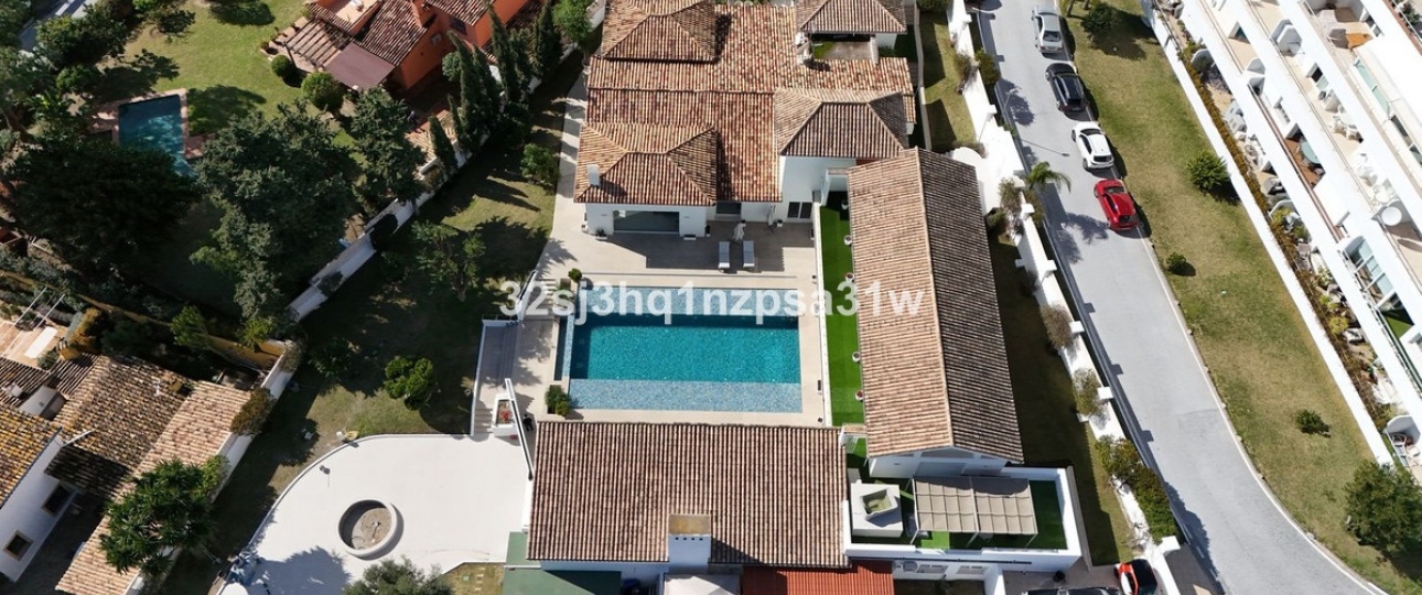 Rynek wtórny - Villa - Marbella - Guadalmina Alta